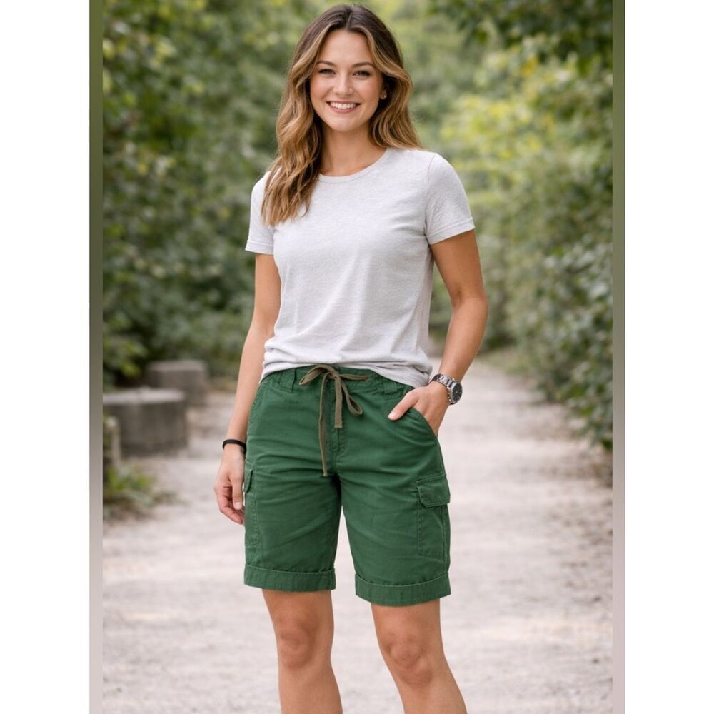 Anthropologie CAbi Women's Forest Green Cargo Shorts
